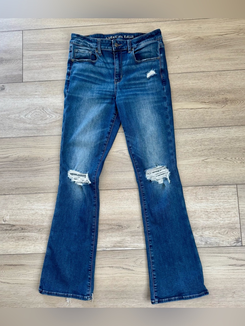 American Eagle Ripped Distressed High Waisted Skinny Kick Jeans size 8 Regular